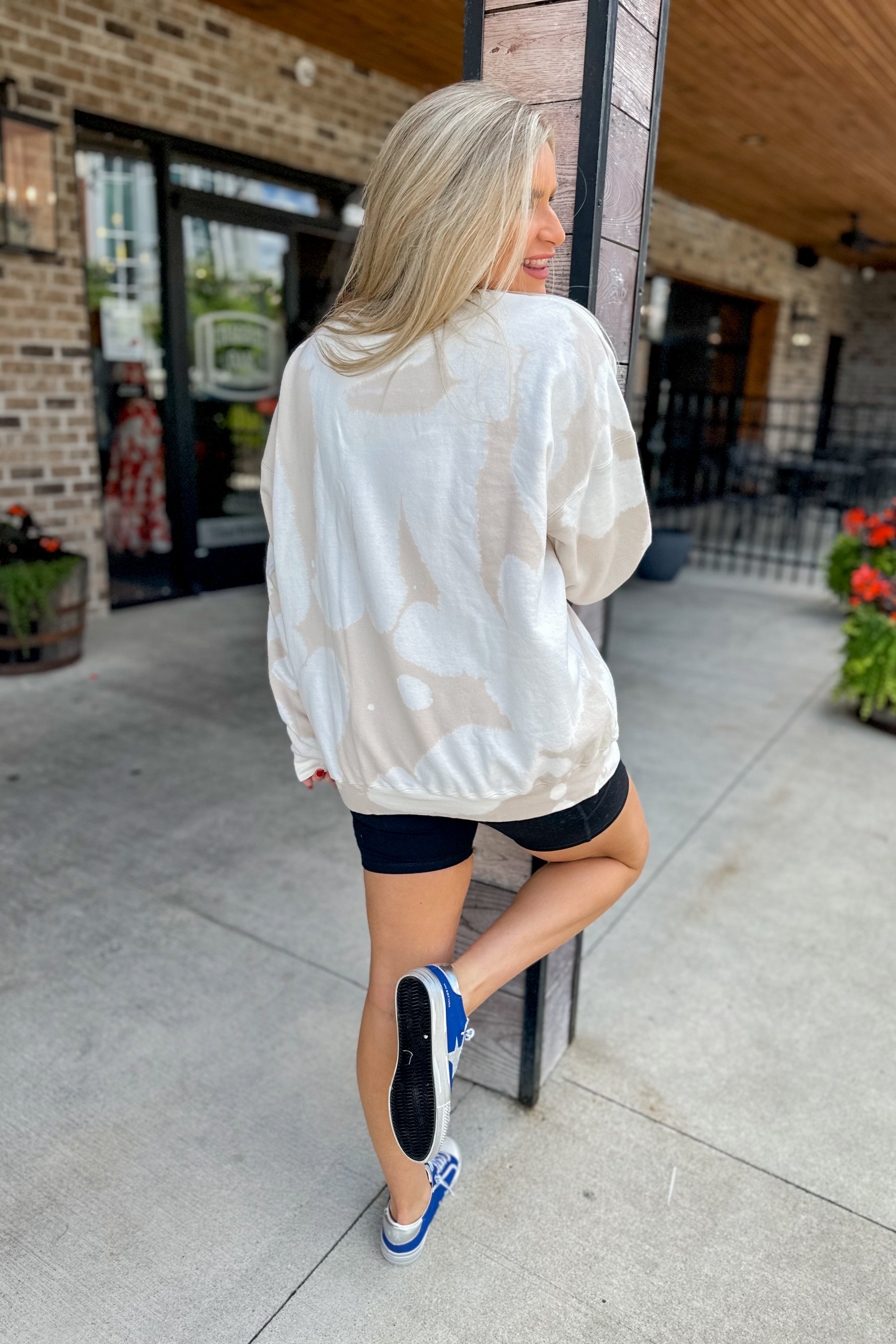 KENTUCKY Bleached Bomba Long Sleeve Graphic Sweatshirt - Be You Boutique