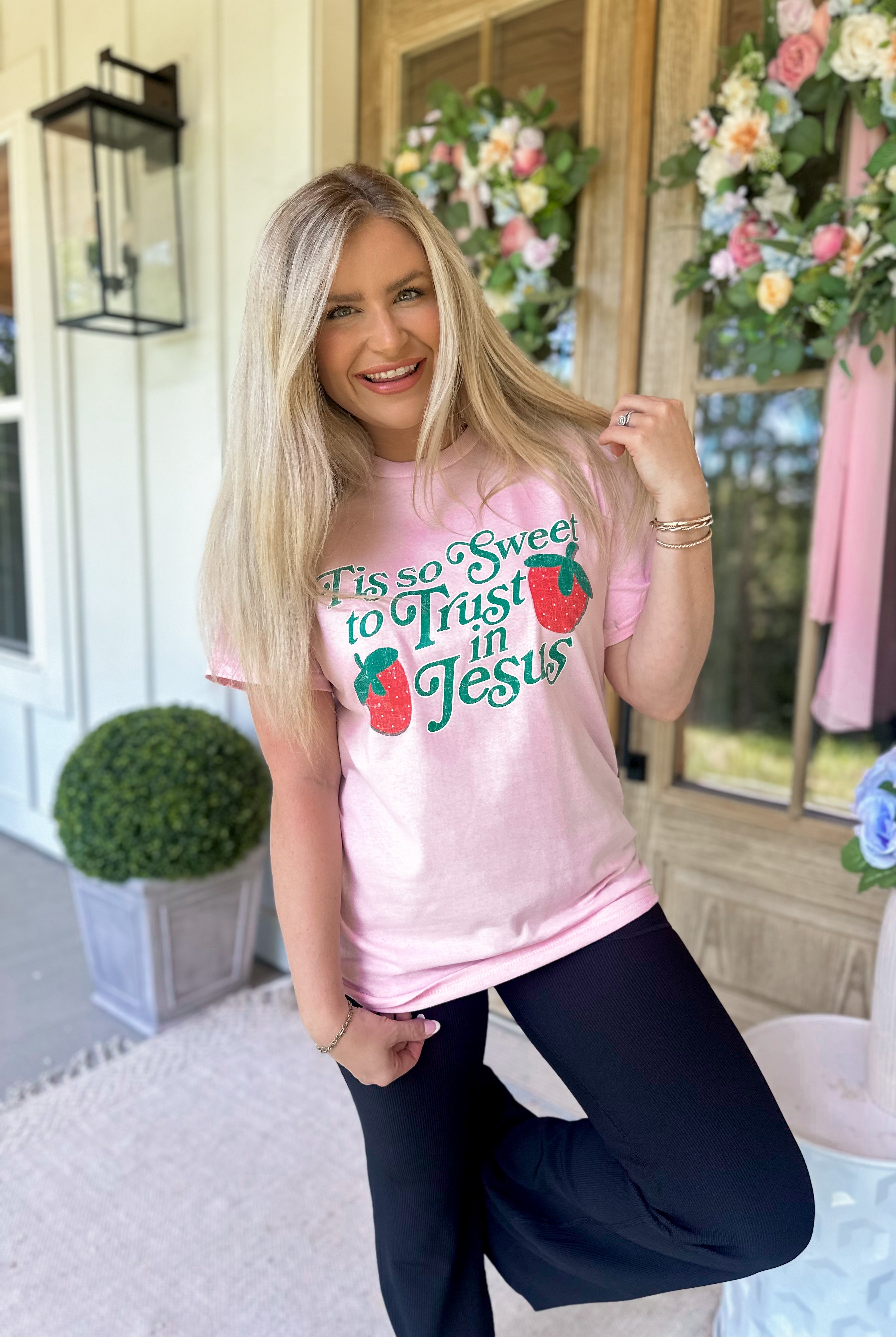 Tis So Sweet To Trust In Jesus Graphic Tee - Be You Boutique