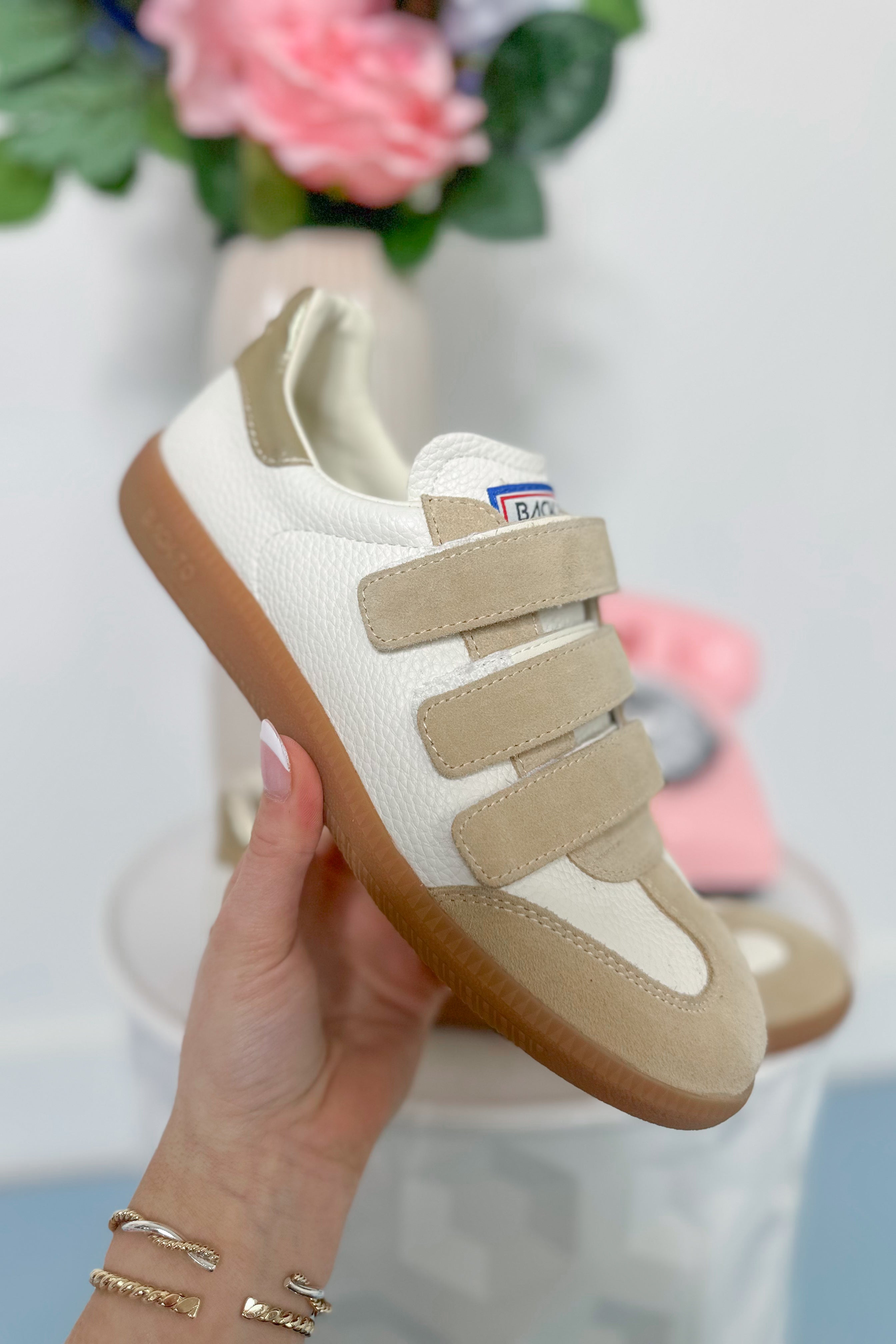 BACK70 Mias Sneaker - White Beige - Be You Boutique